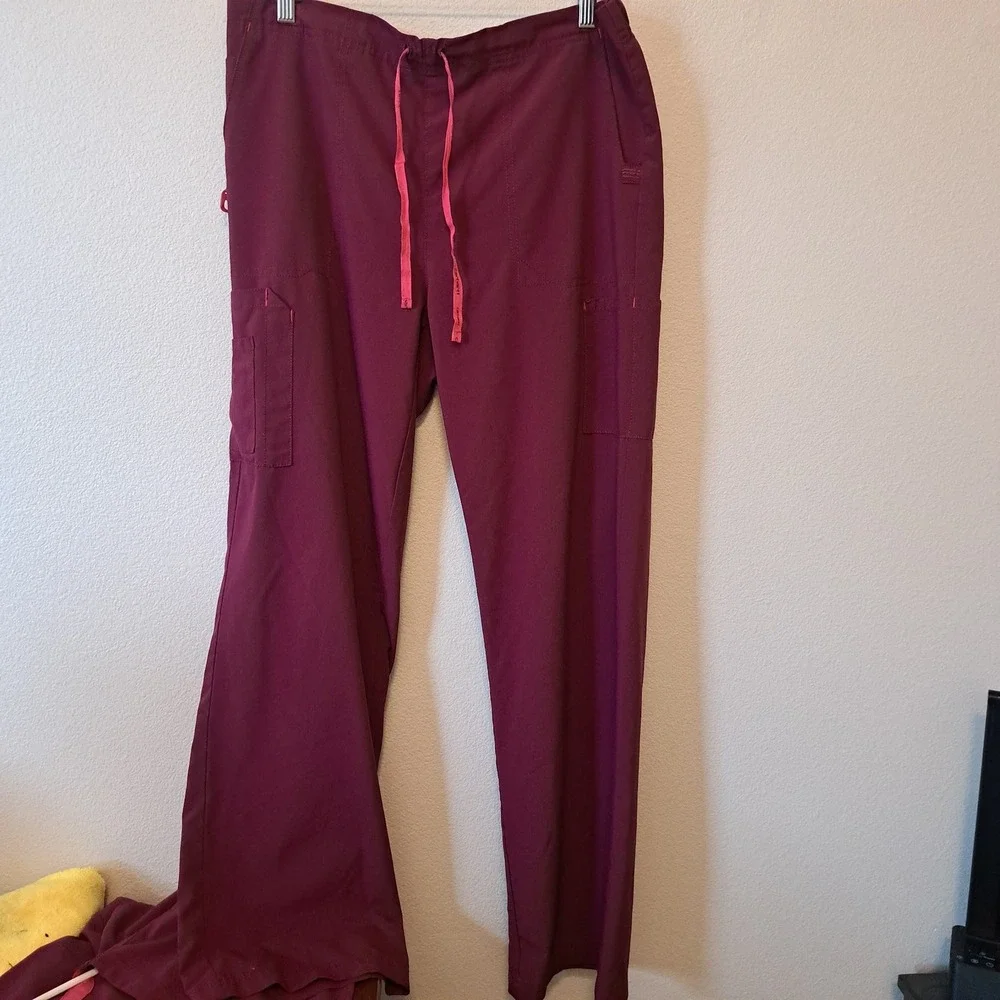 Carhartt Force Cross-Flex Scrub Set Burgundy Pink V-Neck Top Cargo Pants XL L